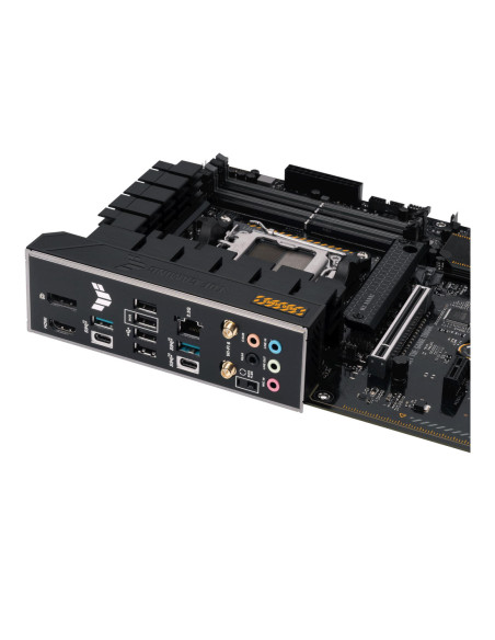 Asus | TUF GAMING B650-PLUS WIFI | Processor family AMD | Processor socket AM5 | DDR5 DIMM | Memory slots 4 | Supported hard di