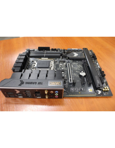 SALE OUT. | Asus TUF GAMING B650-PLUS WIFI | Processor family AMD | Processor socket AM5 | DDR5 DIMM | Memory slots 4 | Support